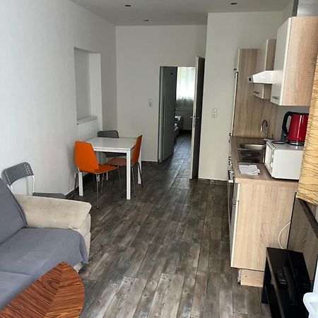 Apartment Zirkusstrasse ลีโอเบน ภายนอก รูปภาพ