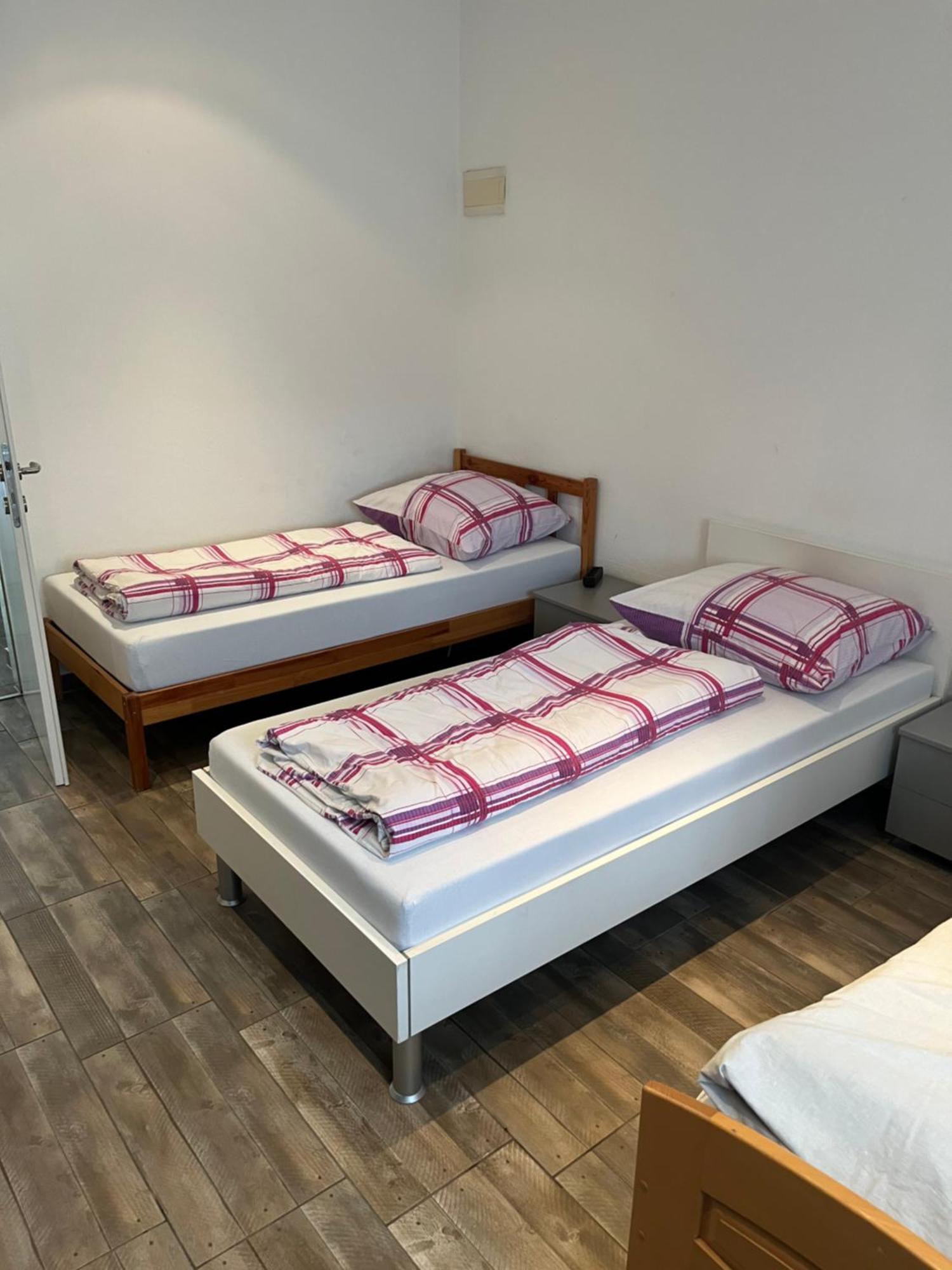 Apartment Zirkusstrasse ลีโอเบน ภายนอก รูปภาพ